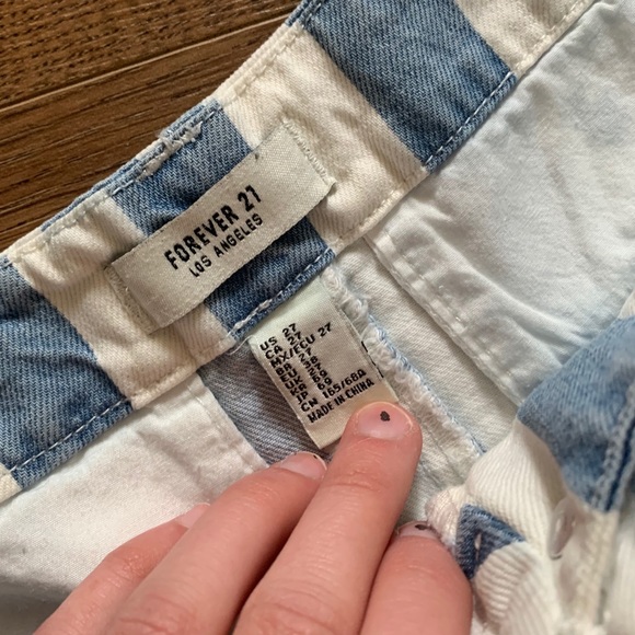 SOLD - Picture 4 of 4